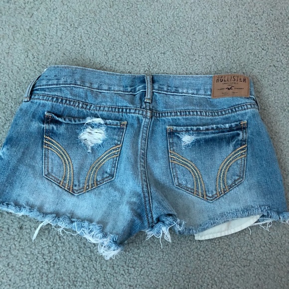 Brand new Hollister shorts - Picture 4 of 6